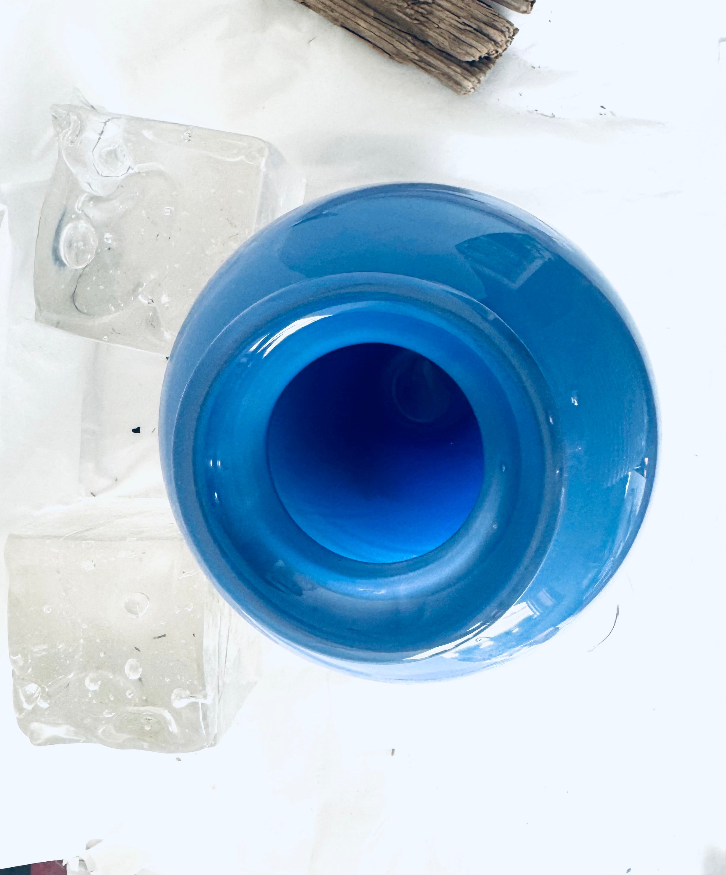 Urne funéraire "Perle lavande" en verre soufflé