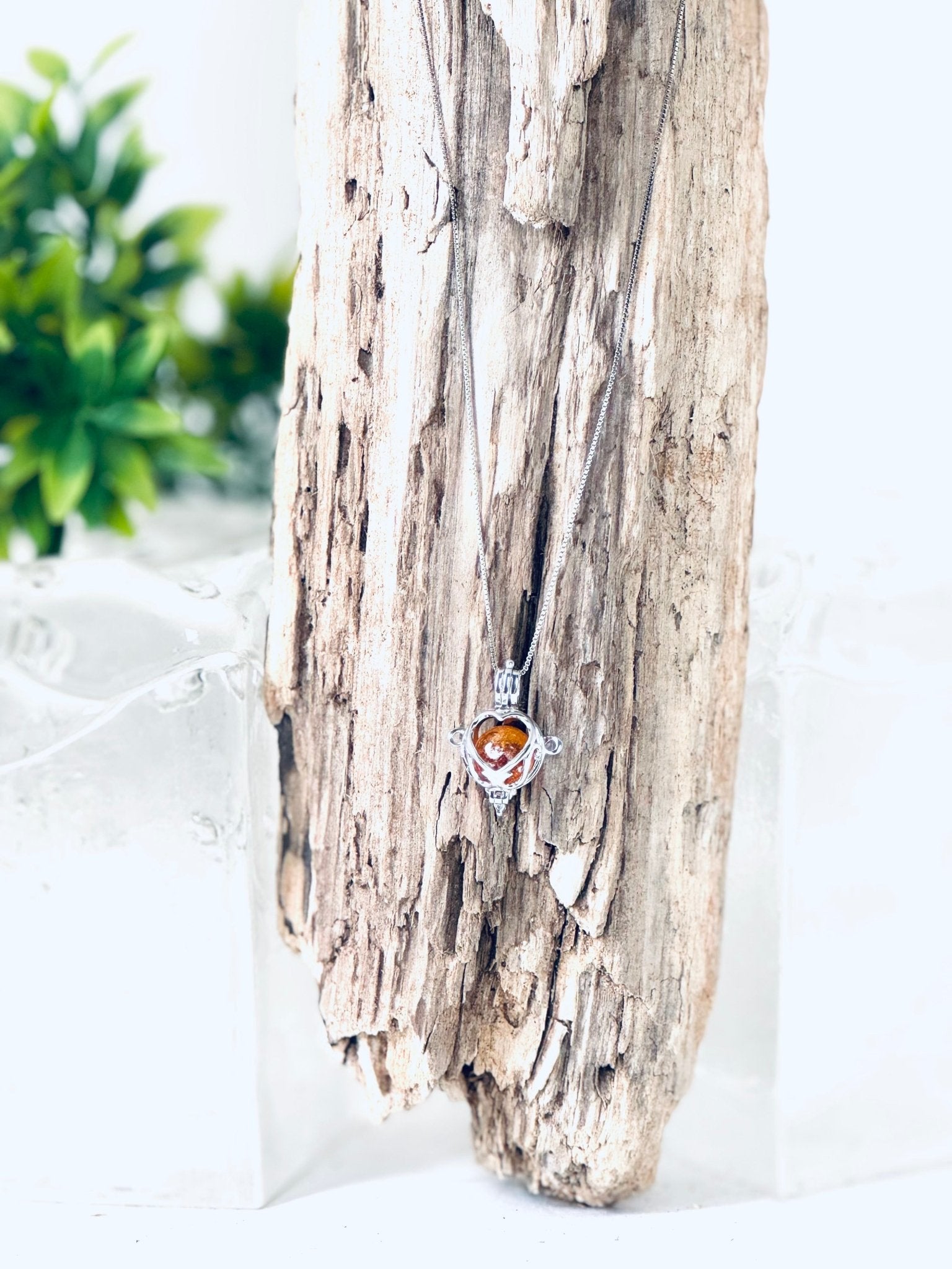 Collier "Bille de mémoire" (coeur) pour cendres funéraires - La Meduse - Verre soufflé