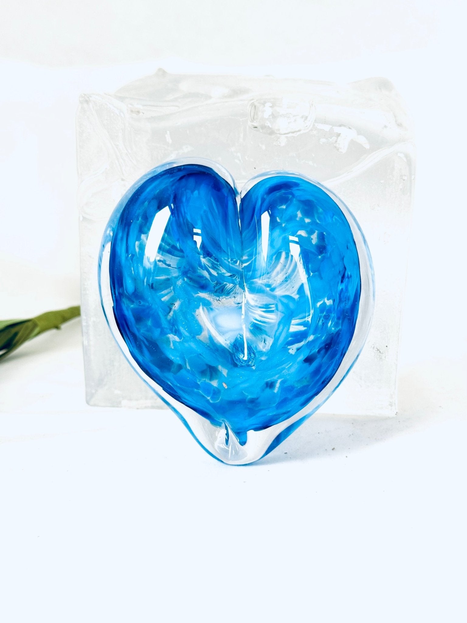 POUR RÉSERVER EN AOÛT 2026 - Atelier d'initiation au verre - La Meduse - Verre soufflé
