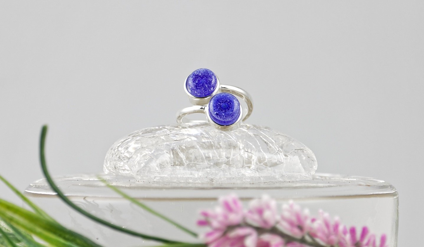 Bague "Duo" avec cendres funéraires - La Meduse - Verre soufflé