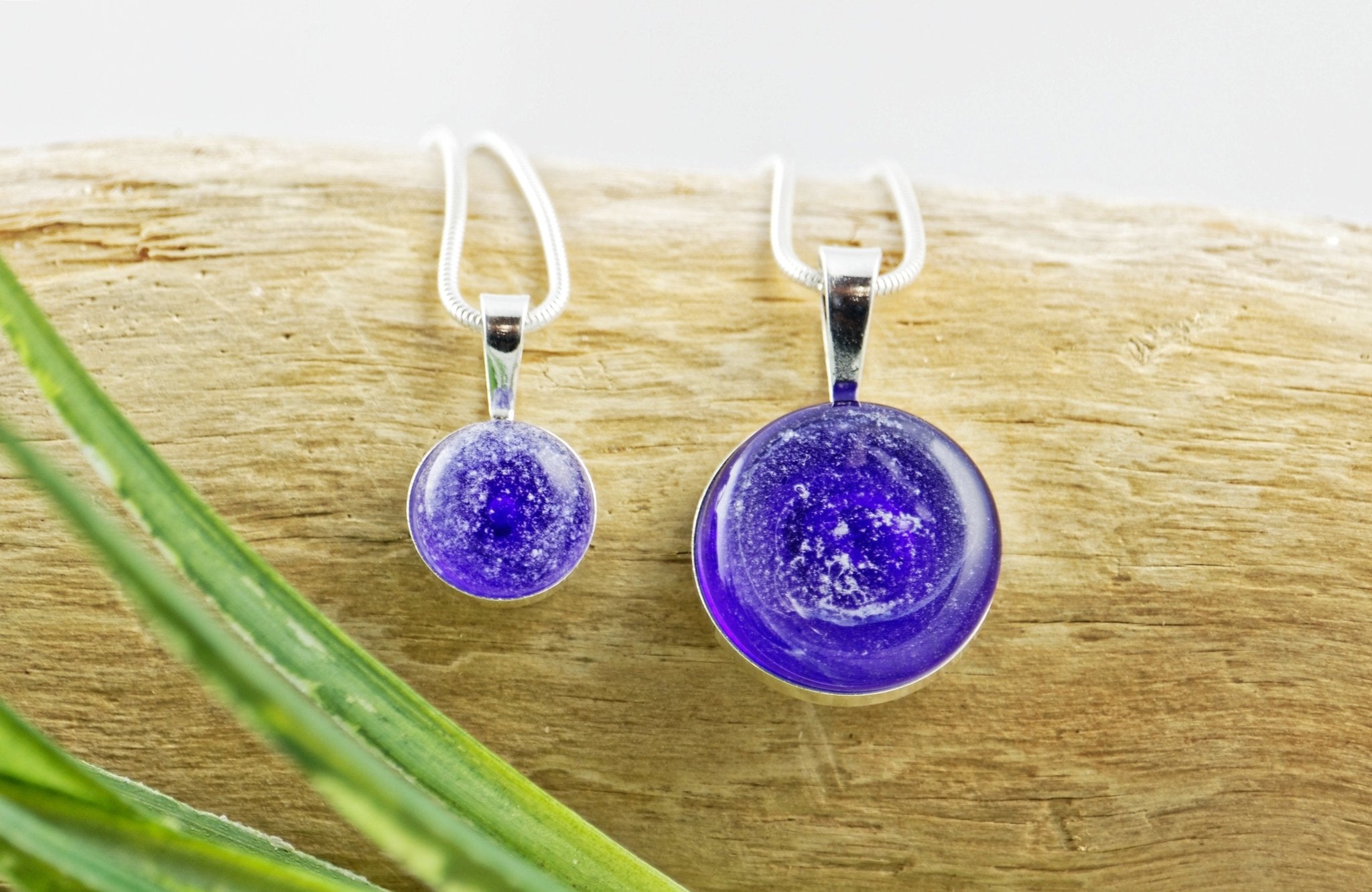 Pendentif simple en verre pour cendres funéraires - La Meduse - Verre soufflé